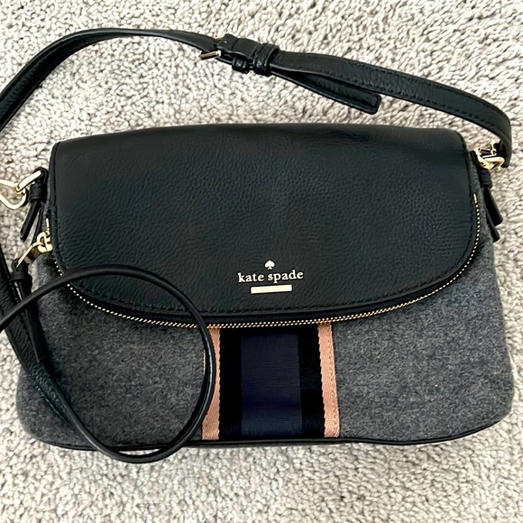 Authentic Kate Spade Cross Body Handbag - Picture 1 of 4